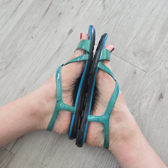 vintage Y2K Prada | teal blue patent leather strappy flat sandals | WMS 6 - Picture 10 of 12